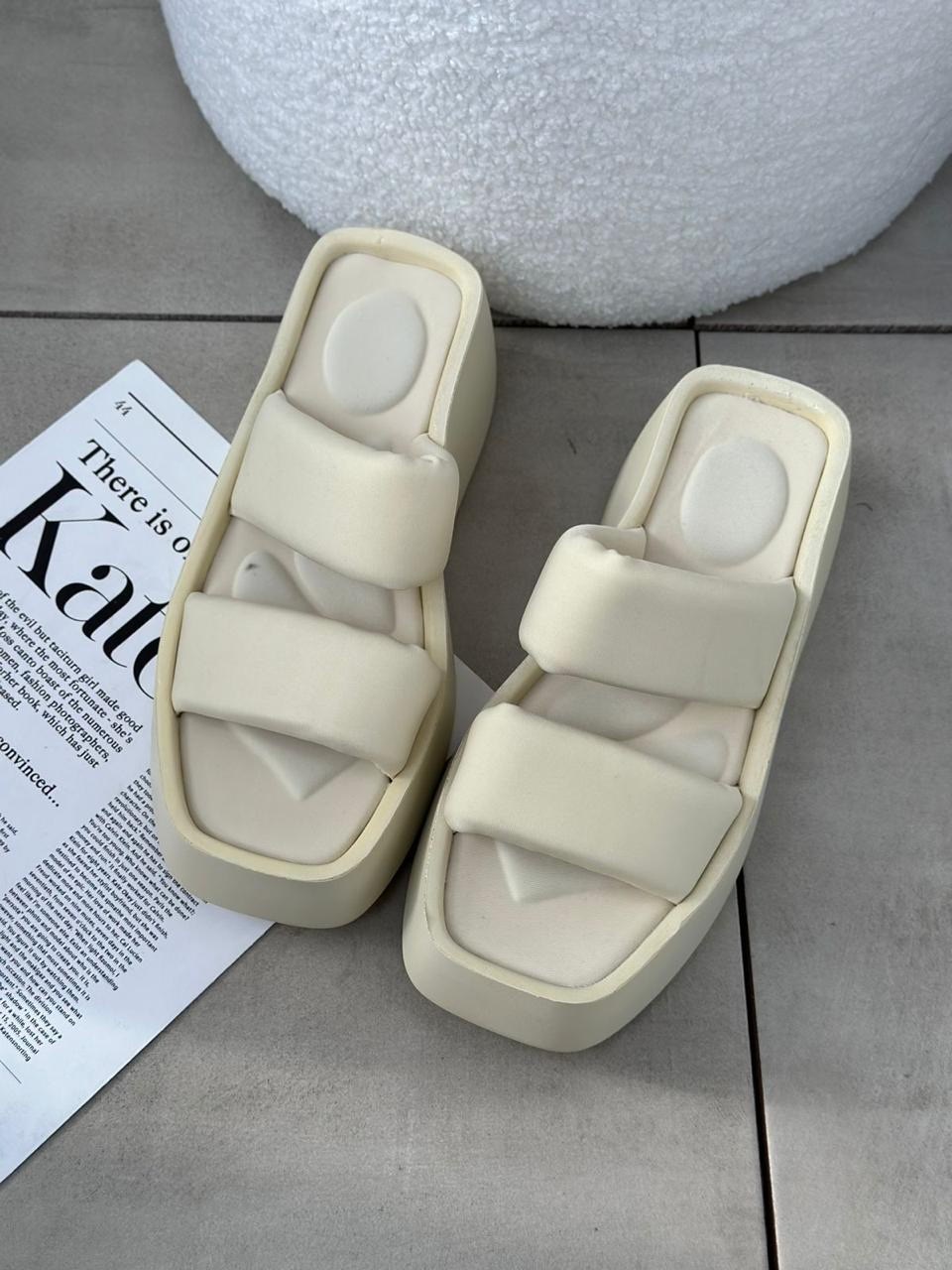 ,женские шлепанцы,шлепанцы на платформе,шлепанцы модные,шлепки на платформе