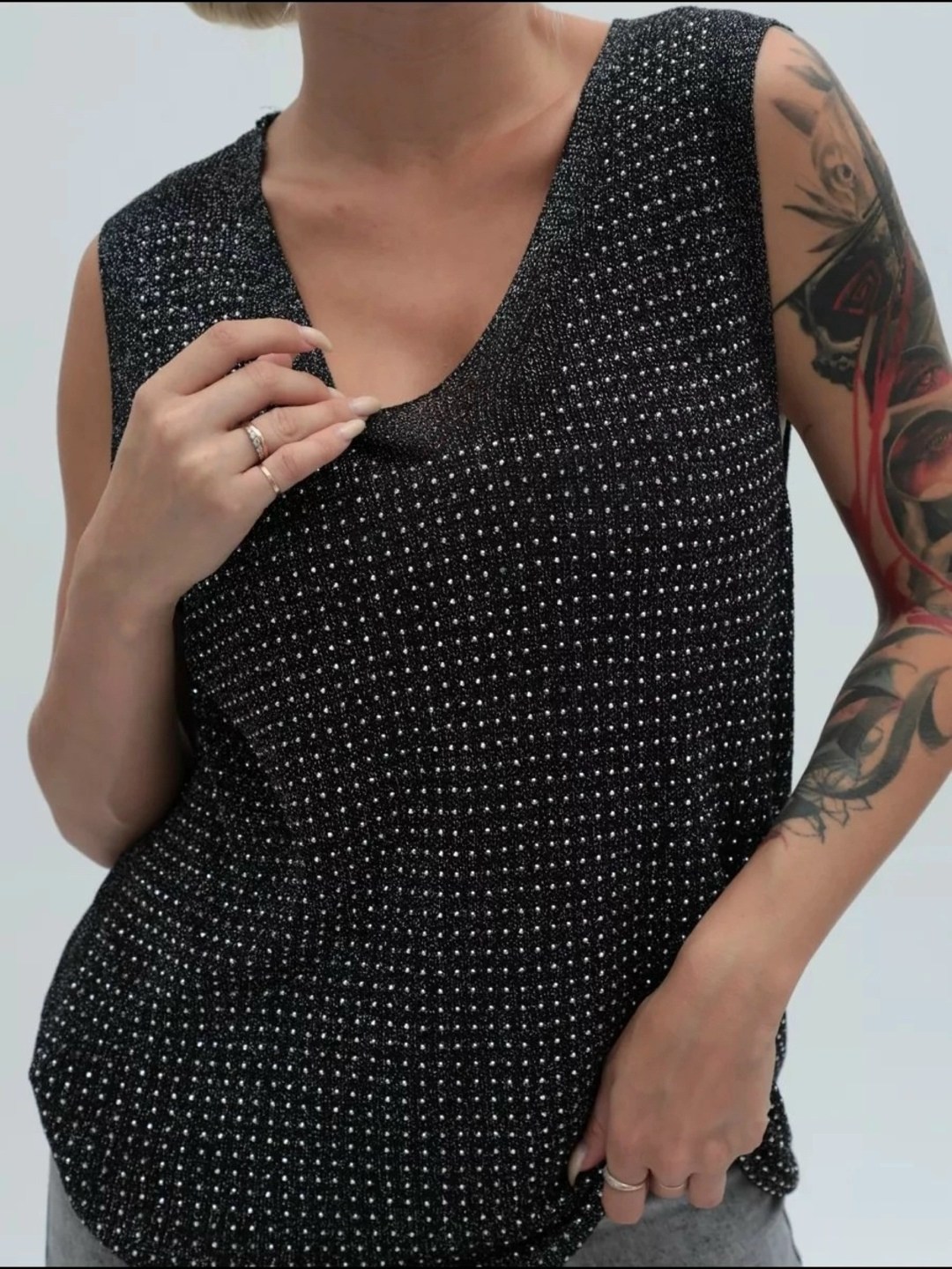 женская майка,топ майка,майка вязаная,майка,майка со стразами