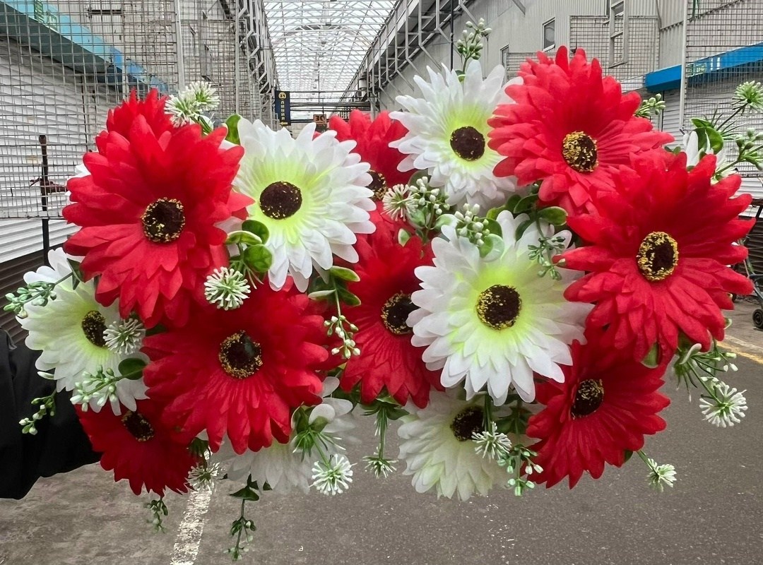 цветы "гербера",гербера букет,цветами,букет искусственные цветы,букет гербер