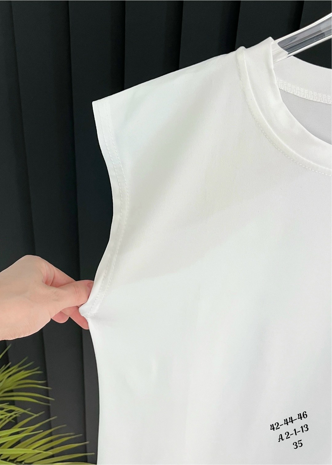 футболки без рукавов,майка без рукавов,майка женская,майка,майка безрукавка