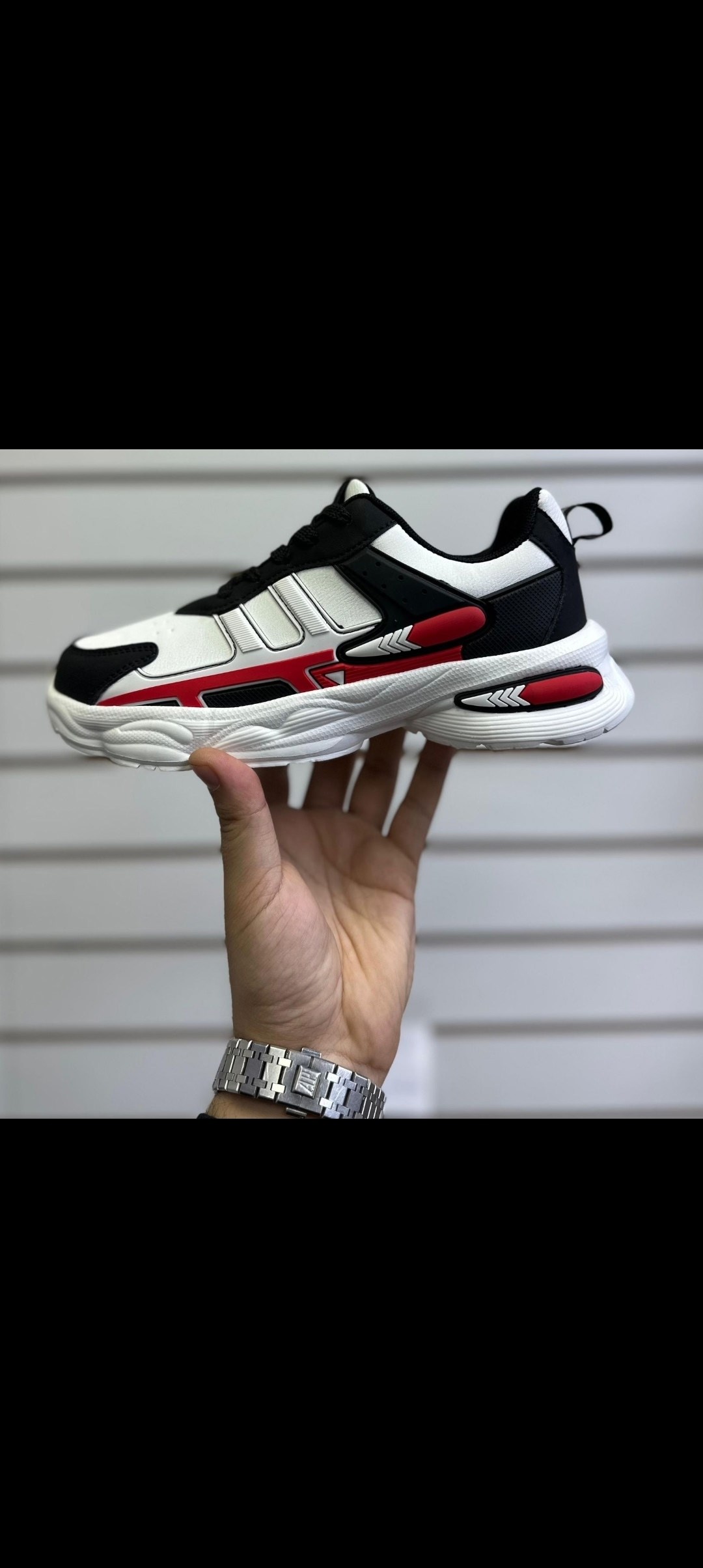 кроссовки,кроссовки adidas,массивные кроссовки,мужские кроссовки,модные кроссовки