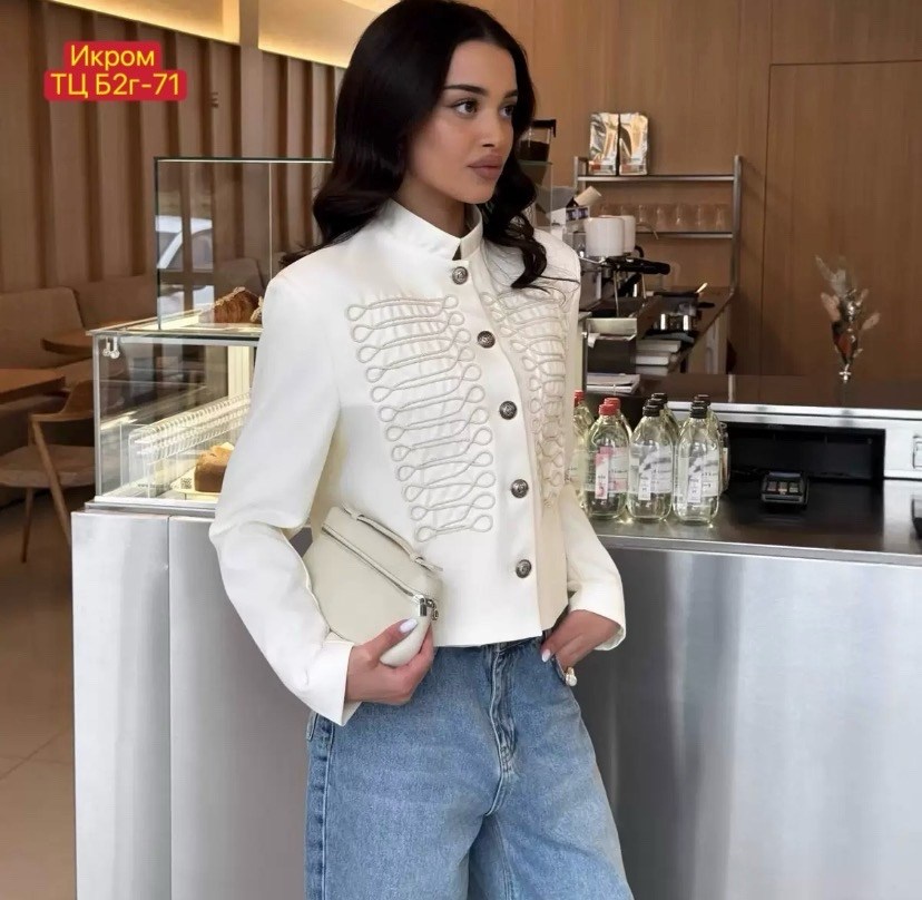 куртка милитари valentino,жакет,жакет в гусарском стиле,куртка в стиле милитари,жакет balmain гусарский