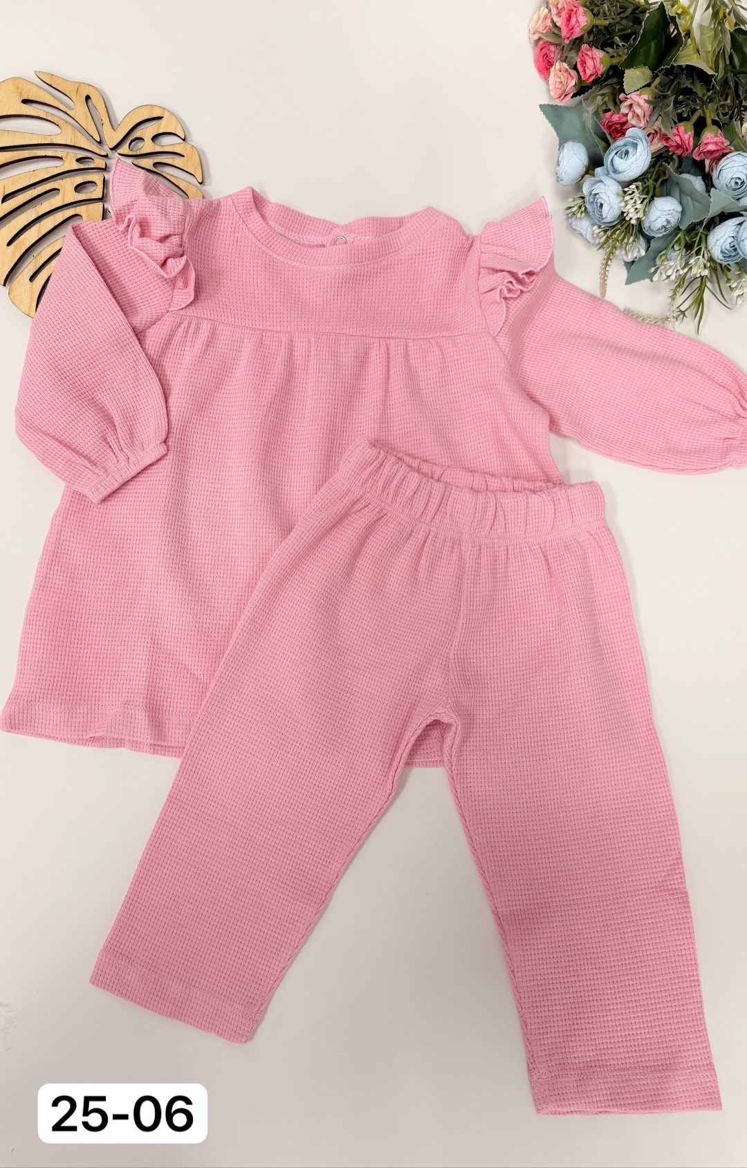 комплект одежды,комплект одежды для девочек,детские комплекты,костюм на девочку,одежда для малыша