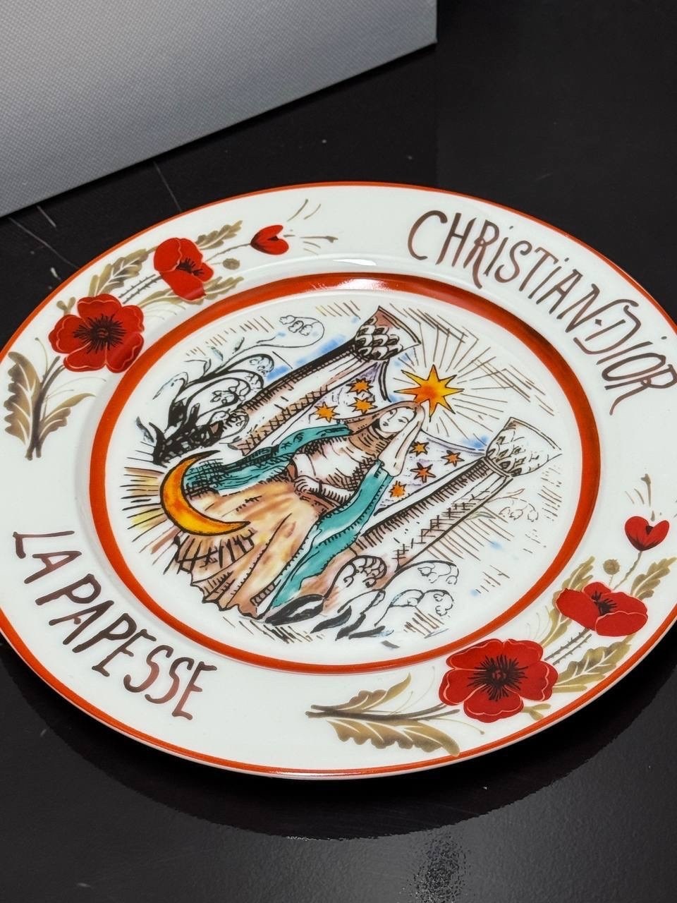 чайная пара dior la papesse,сервиз чайный, посуда dior кофейная пара,dior посуда,набор чайных пар christiane dior la papesse,чайный набор dior