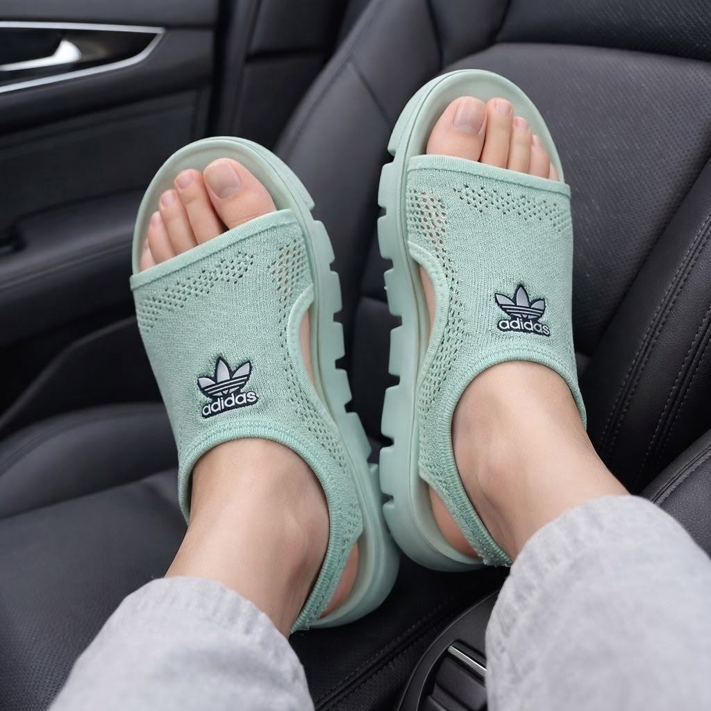 сандалии adidas,сандалии адидас для девочек,сандалии адидас,шлепанцы адидас красные,сандали адидас детские