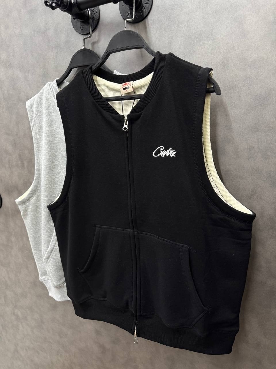 жилет камуфляжный,одежда жилет,мужские жилеты,жилет