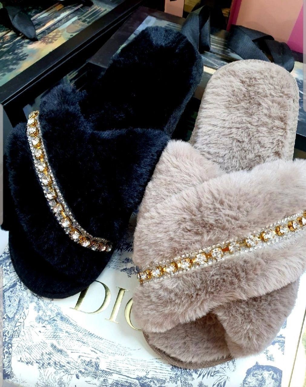 женские домашние тапочки,тапочки модные,,меховые тапочки,тапочки женские