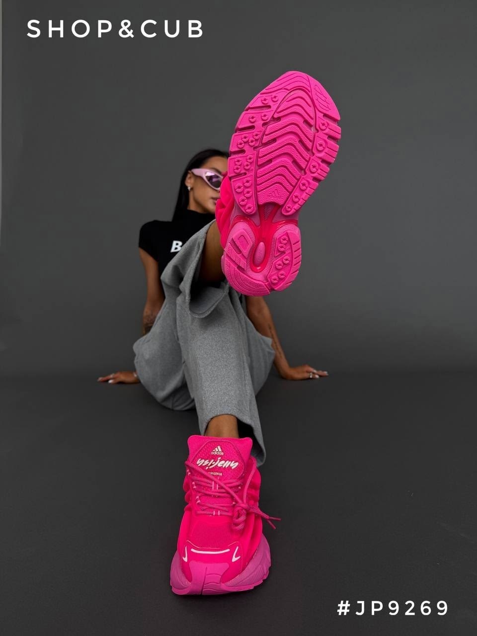 женские кроссовки adidas,женские кроссовки,женские кроссовки balenciaga,кроссовки adidas,кроссовки