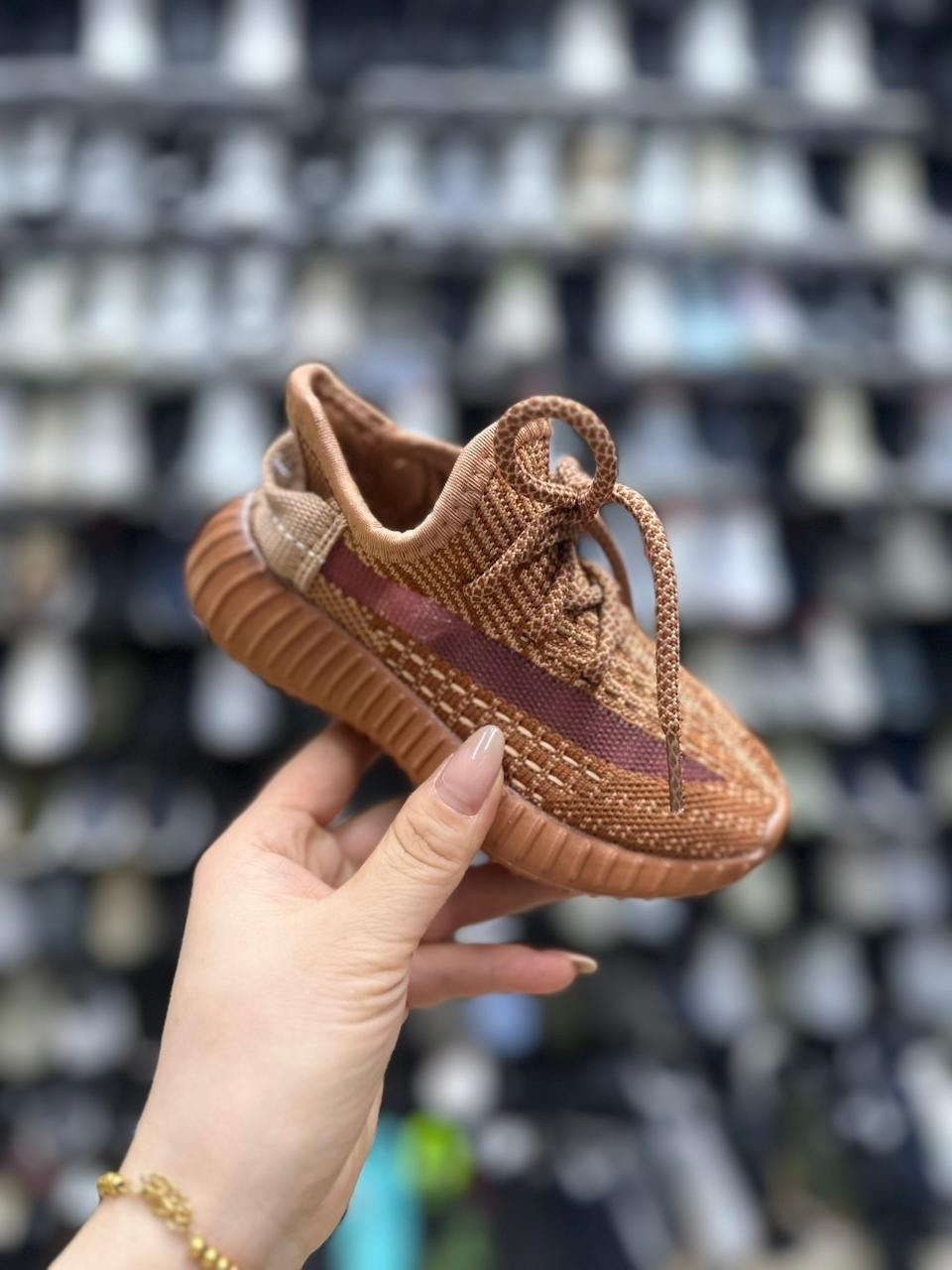 adidas yeezy boost 350 v 2,кроссовки adidas yeezy boost 350,кроссовки адидас изи буст 350 оригинал,adidas yeezy boost 350,adidas yeezy boost 350 v2 oreo