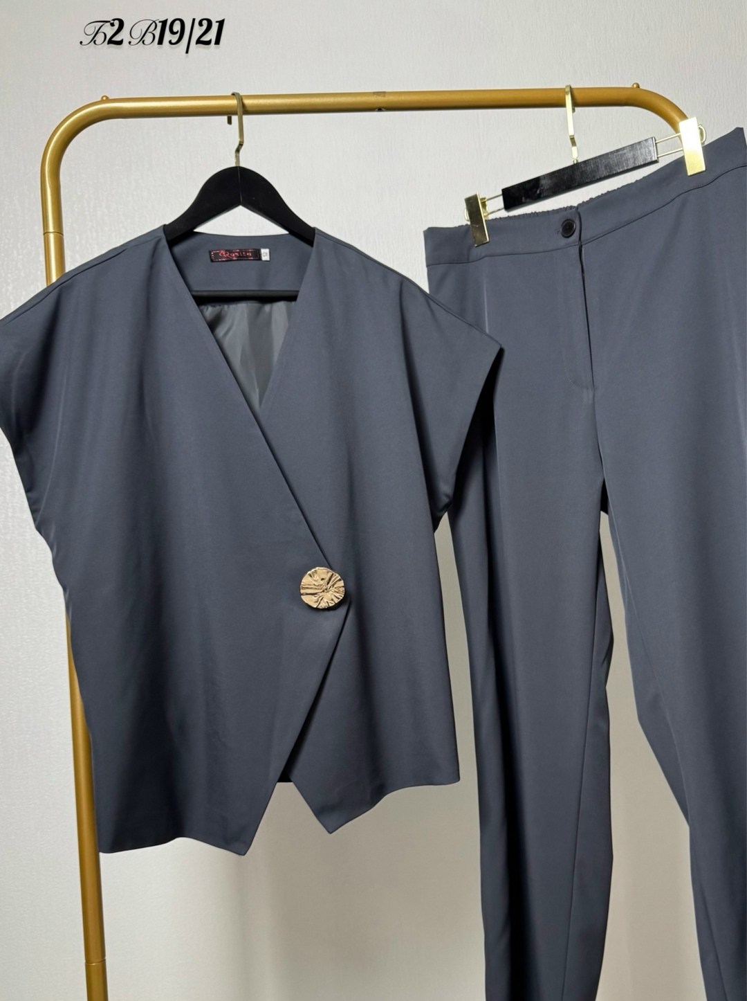 стильные костюмы,женские брючные костюмы,женский костюм брюки,костюм двойка женский брючный,женские костюмы