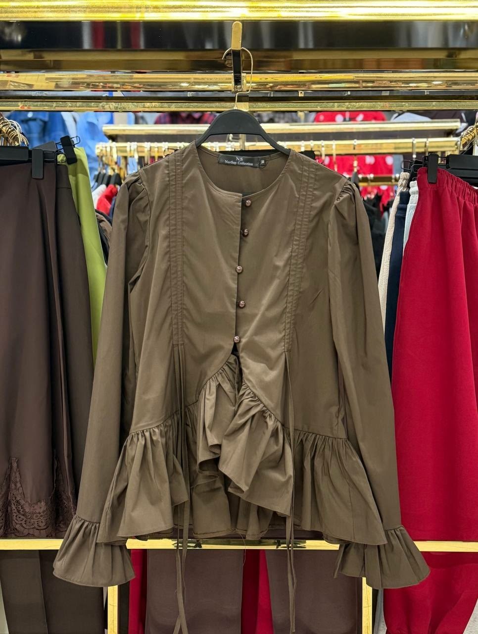 блузка стильная,женская блузка,блузка модная,блузка с оборками,блузка с рюшами