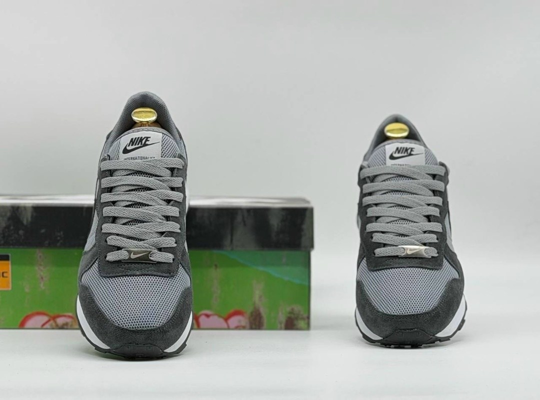 nike air pegasus 83,кроссовки nike,кроссовки,nike internationalist,кроссовки найк