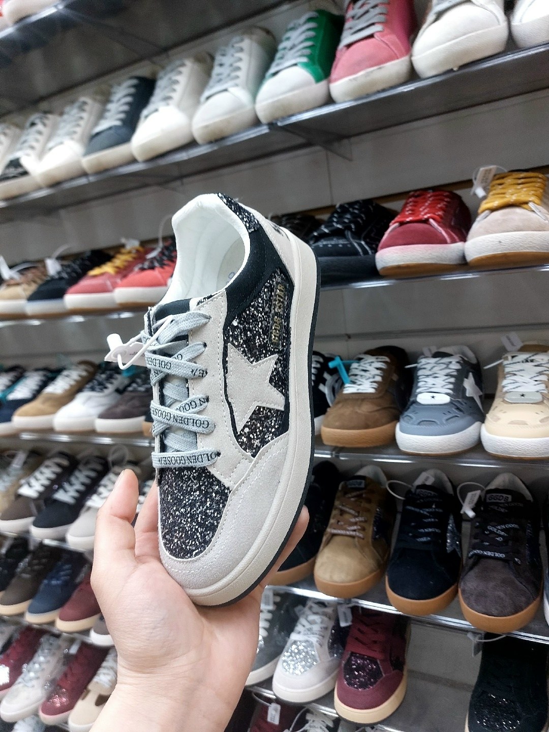 ,кеды golden goose,кроссовки golden goose,кроссовки golden goose с пайетками на платформе,кеды голден гус