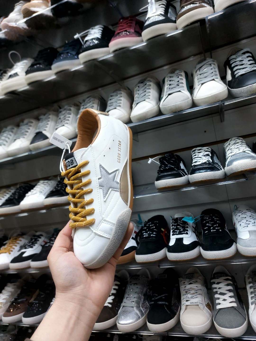 ,golden goose кроссовки,golden goose super star,кеды golden goose,повседневная