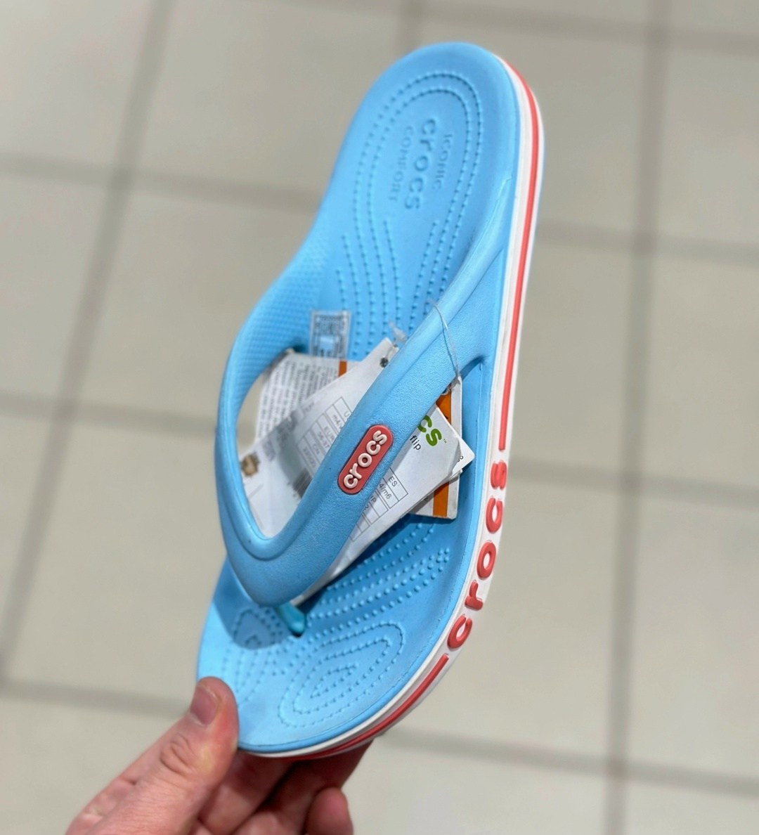 шлепанцы crocs,крокс сланцы белые,crocs bayaband flip,белые шлепки крокс,crocs classic