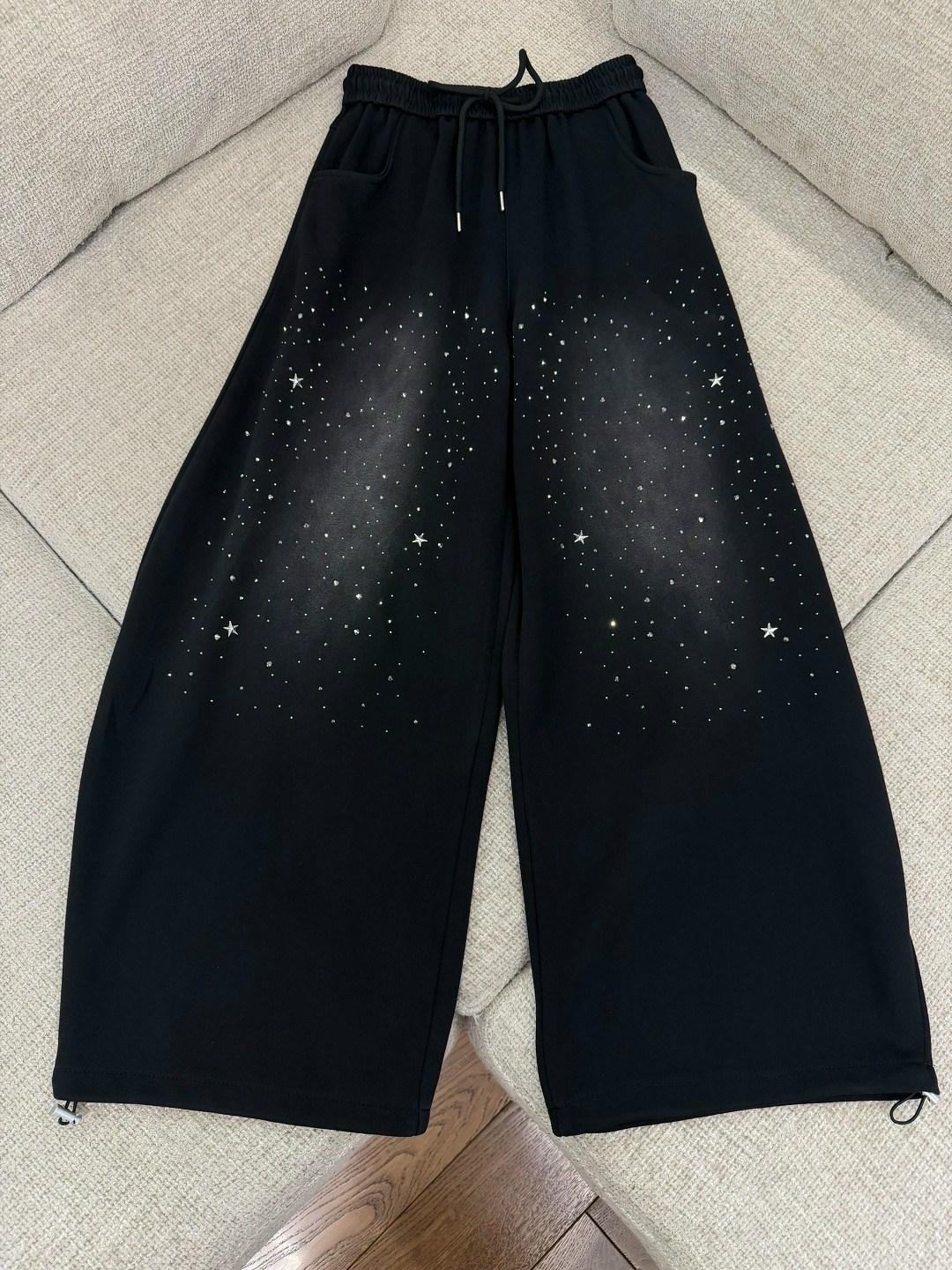 брюки со стразами,штаны со стразами,женский брюки,брюки модные,широкие брюки