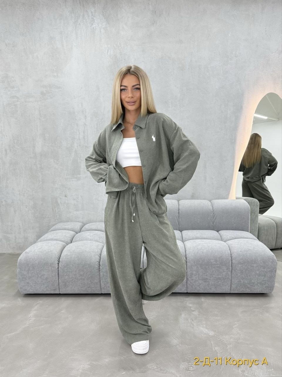 костюм с брюками,брючный костюм,женские костюмы,женский вельветовый костюм с брюками джоггерами,женский костюм с брюками