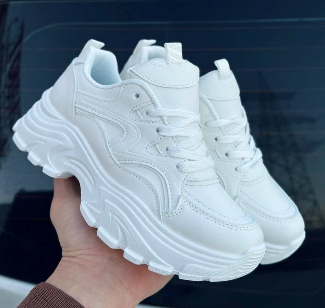 кроссовки на массивной подошве,кроссовки женские белые,кроссовки женские массивные,белые кроссовки,кроссовки белые женские на высокой подошве