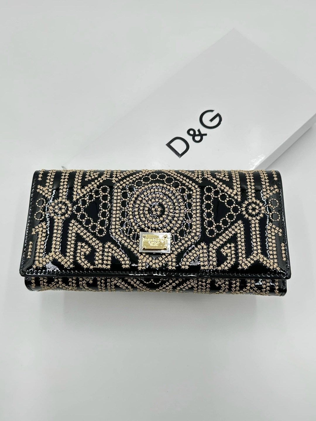 кошелек дольче габбана,красный кошелек дольче габбана,женские кошельки,кошелек d&g лакированный,клатч