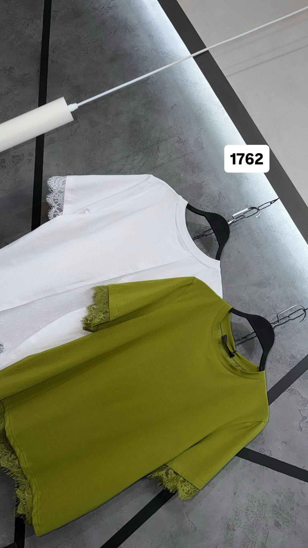 футболка с кружевами,майка с кружевами,кружевная футболка,футболка с кружевом,футболка с кружевом женская