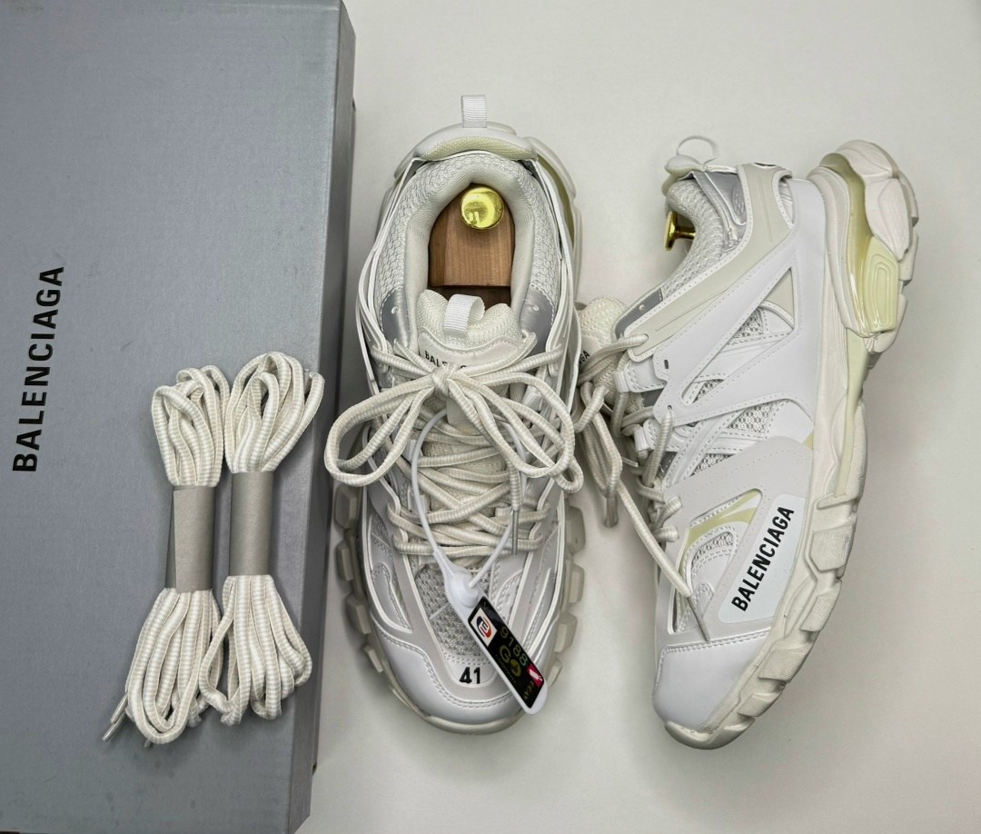 кроссовки balenciaga,кроссовки balenciaga track,кроссовки женские balenciaga,кроссовки баленсиага женские оригинал,мужские кроссовки balenciaga track белые с серым