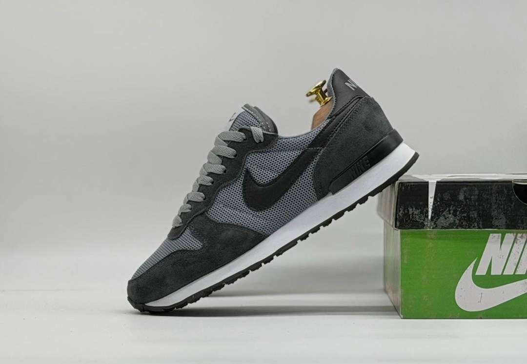 nike air pegasus 83,кроссовки nike,кроссовки,nike internationalist,кроссовки найк