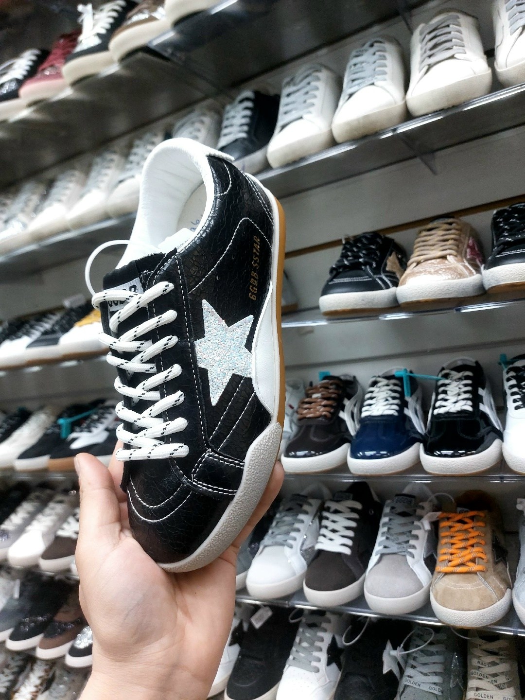 ,golden goose кроссовки,golden goose super star,кеды golden goose,повседневная