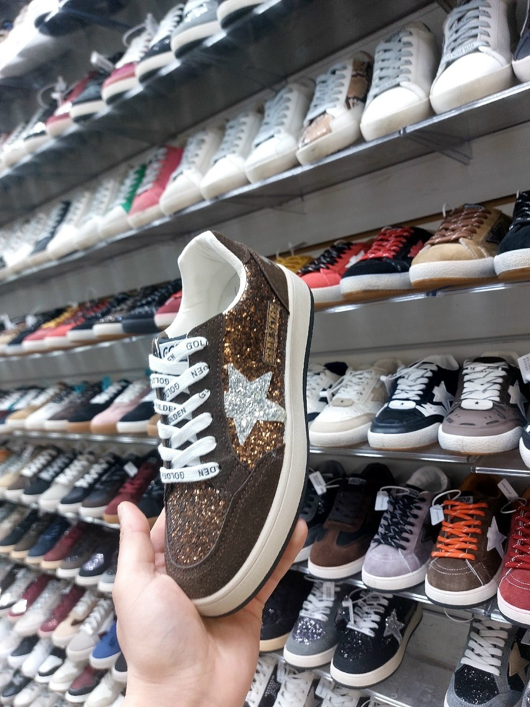 golden goose кроссовки,кеды golden goose golden goose кеды golden goose,кеды golden goose,кроссовки golden goose с пайетками на платформе,