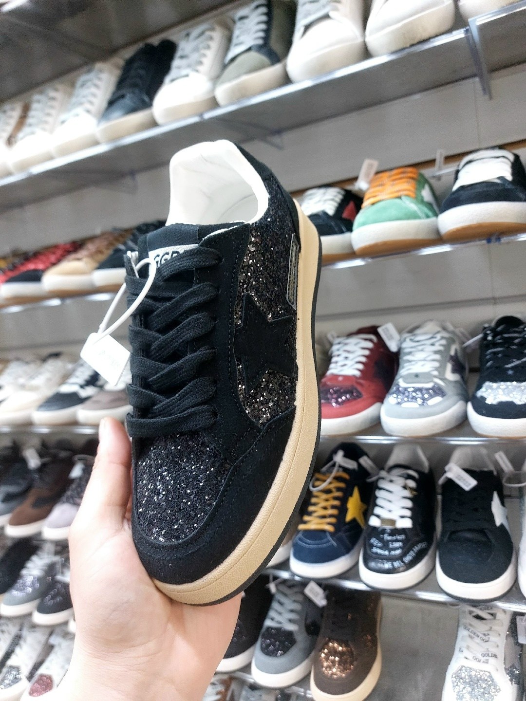 golden goose кроссовки,кеды golden goose golden goose кеды golden goose,кеды golden goose,кроссовки golden goose с пайетками на платформе,