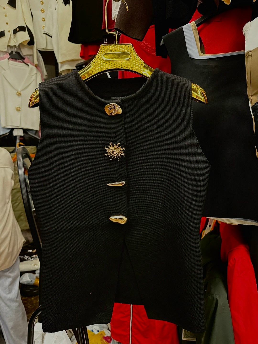 жилетка женская,жилет женский,жилет,классический жилет,стильная жилетка