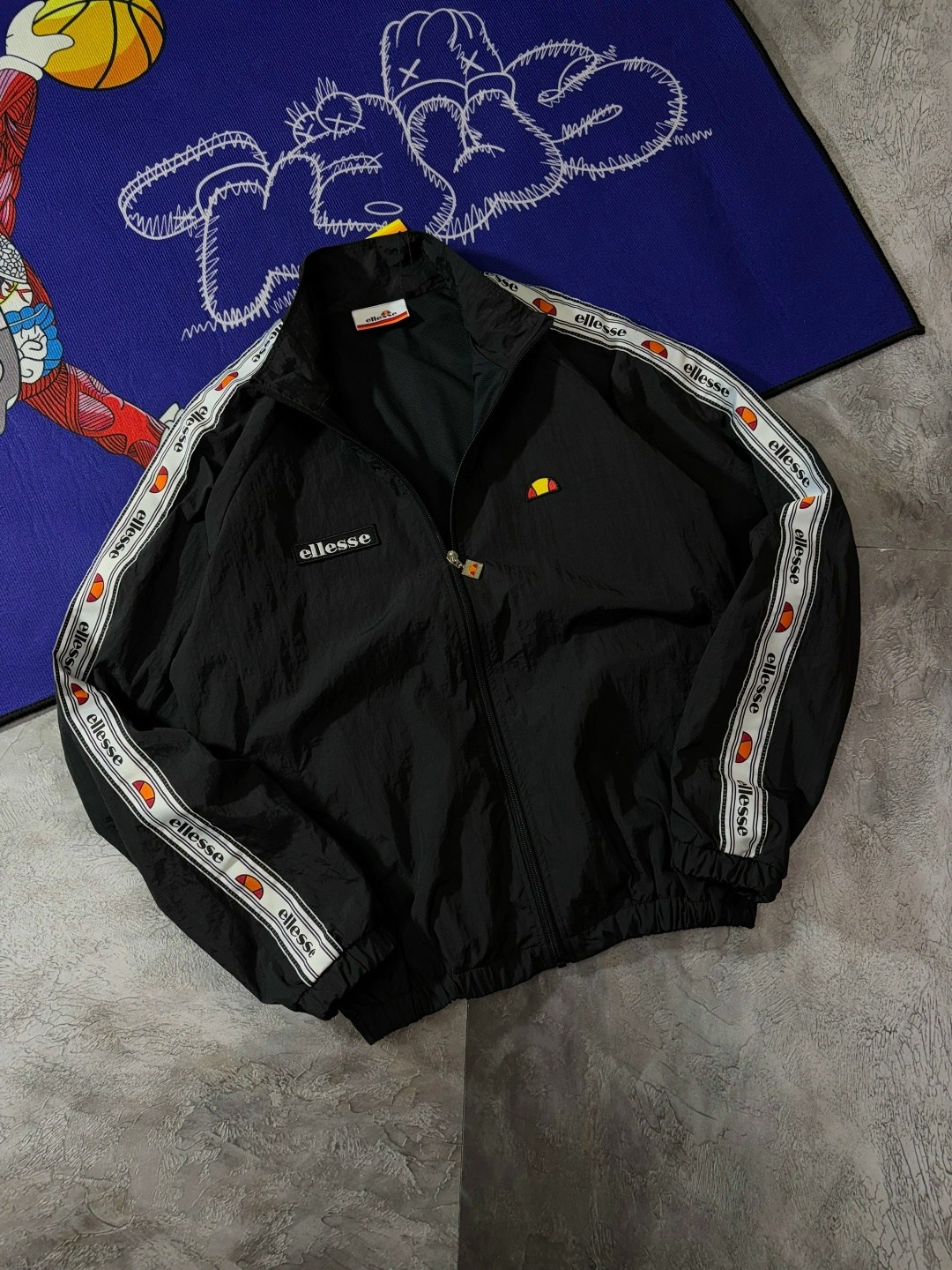 куртка ellesse,ветровка ellesse,легкая куртка,куртка мужской