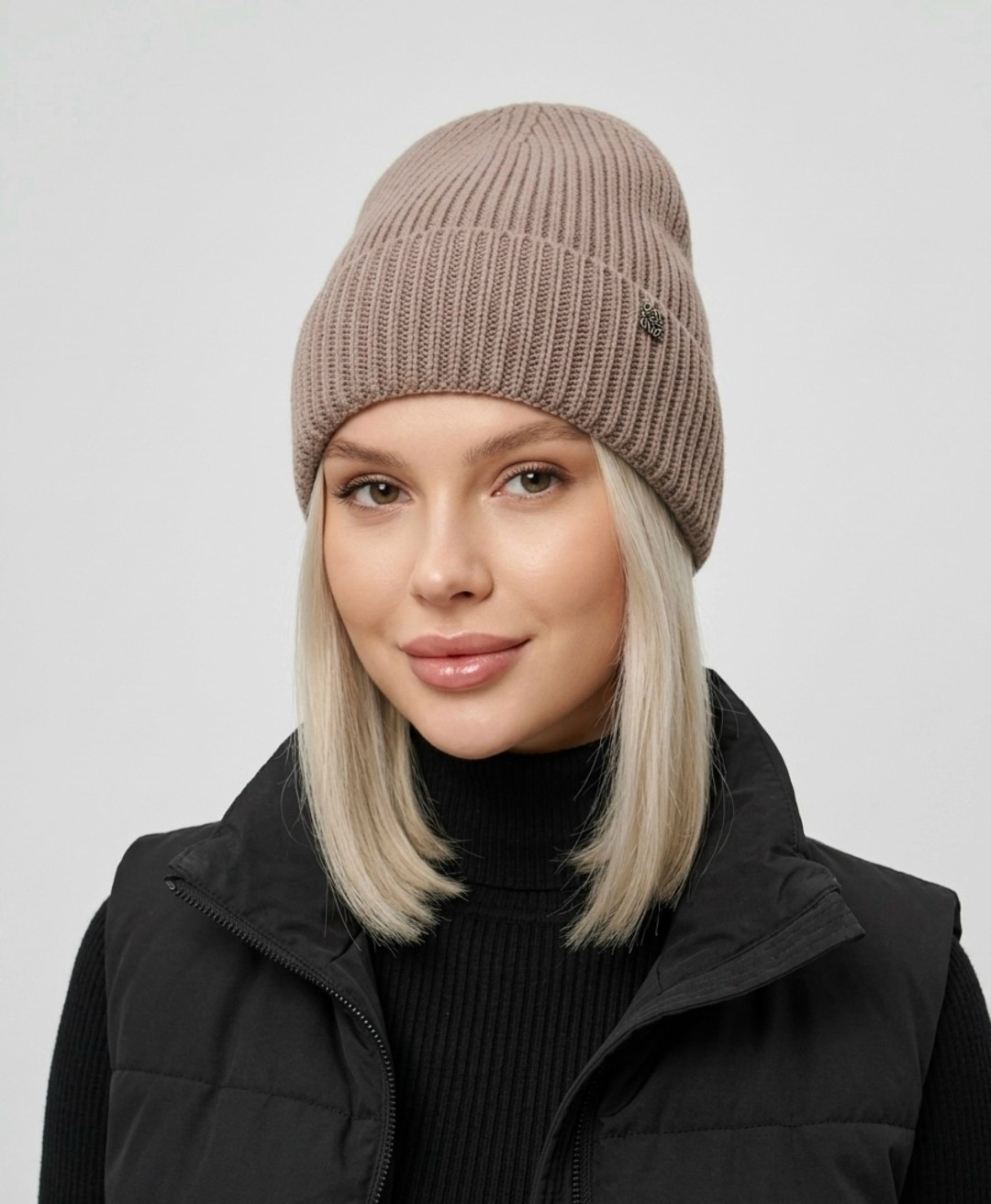 шапка женская,шапка,белая шапка,шапка бини,женская шапка бини