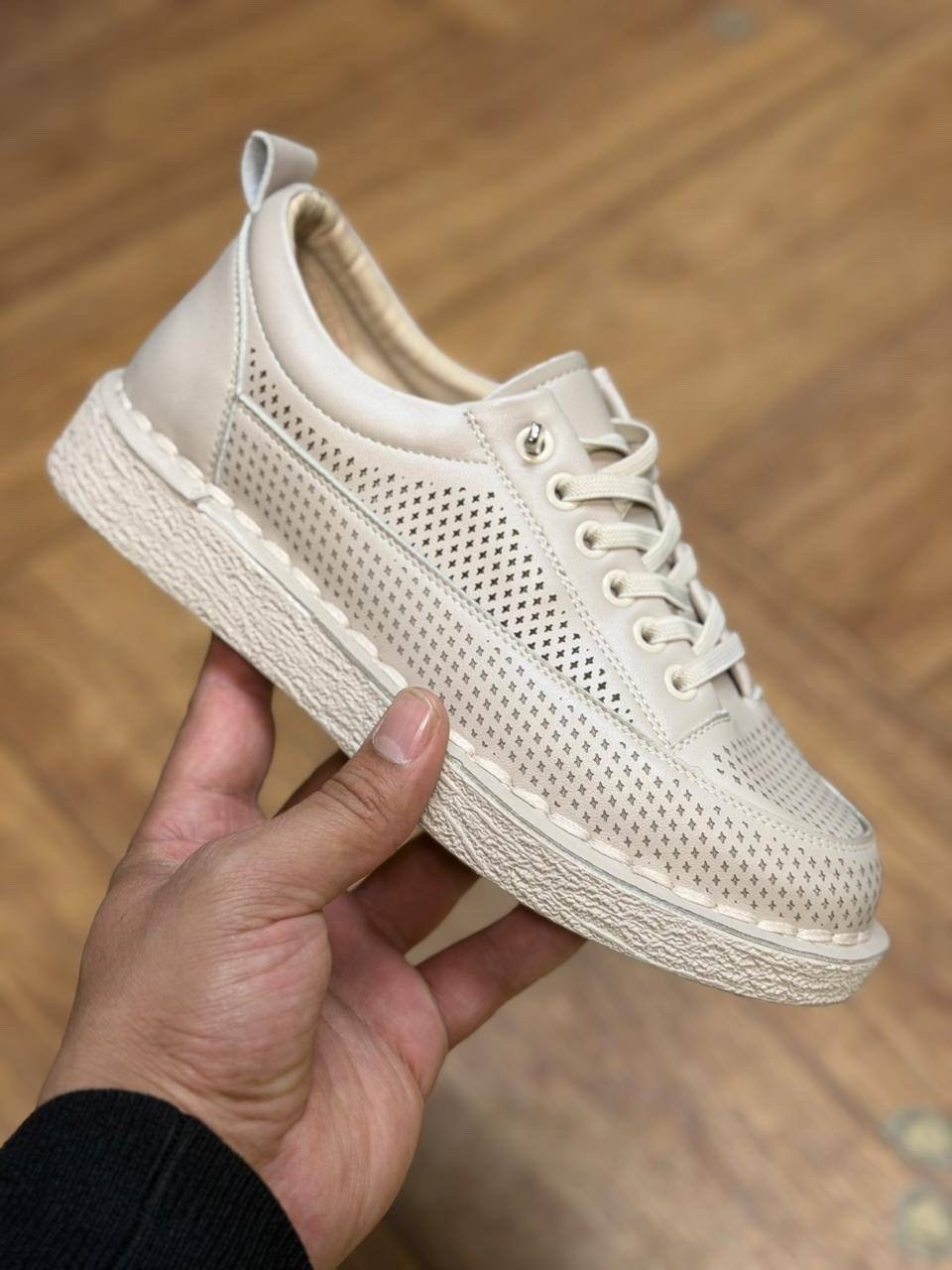 , женская,полуботинки женские,женские кроссовки,обуви