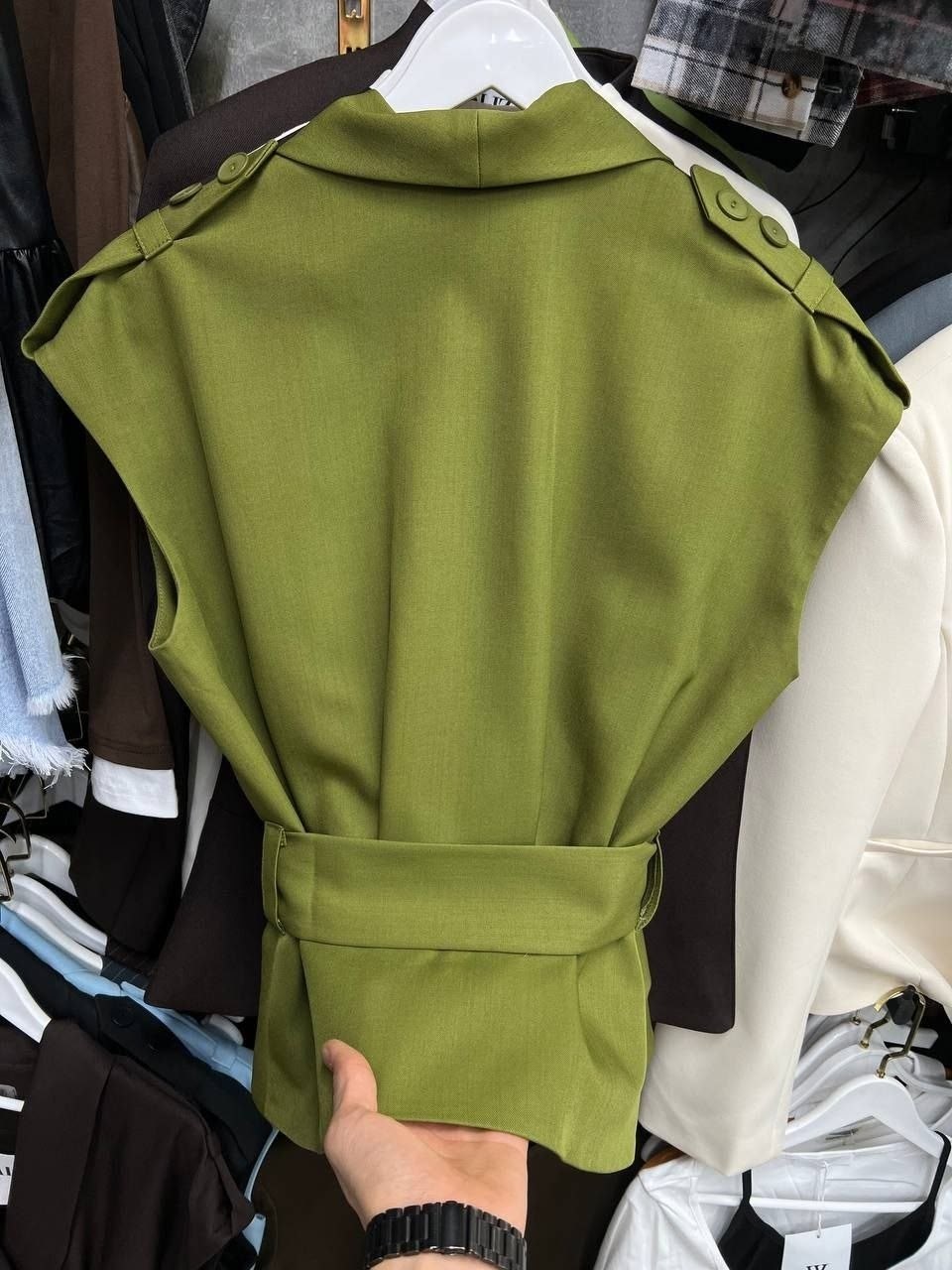 жилет с поясом,удлиненный жилет,жилет,жилет женский,жилет приталенный