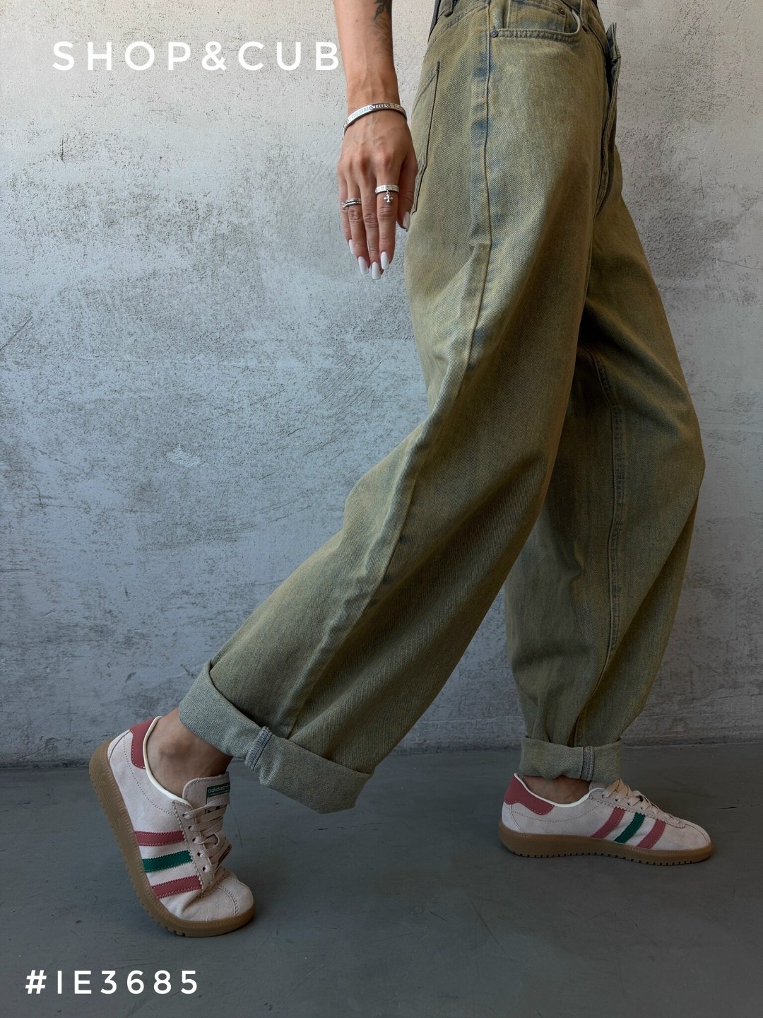 ,замшевые кроссовки,кроссовки adidas,adidas gazelle,женские кроссовки