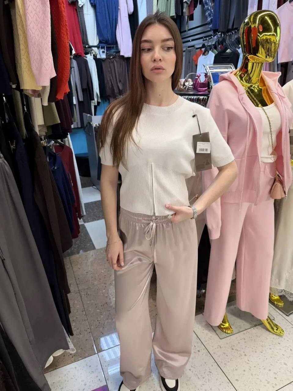 брюки стиль,шелковые брюки,элегантные шелковые брюки женские брюки-палаццо,костюм с брюками,брюки палаццо