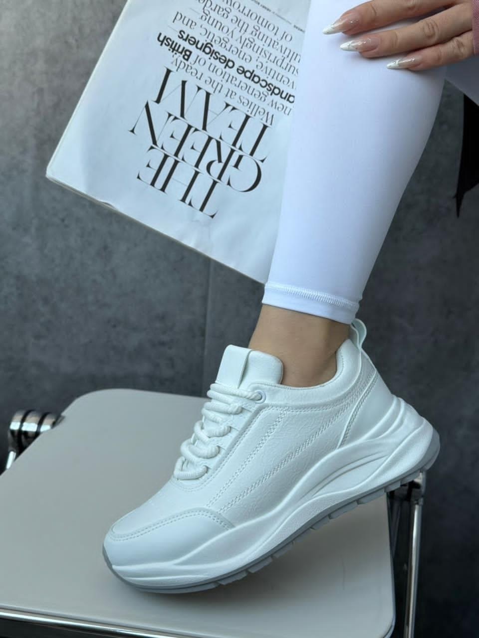 кроссовки женскиe,белые кроссовки,белые кроссовки женские,кроссовки женские белые спортивные,кроссовки женские закрытые