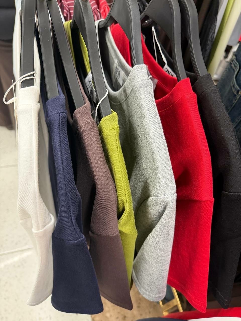 футболки модные,футболки женская,белая футболка,базовая футболка женская,блузка женская