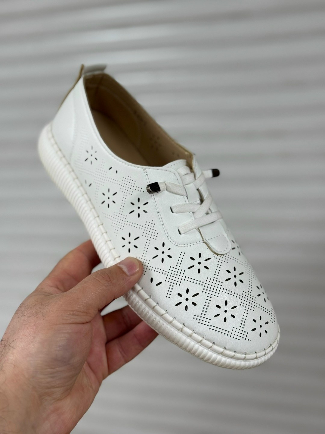 ,женская ,обуви,кеды женски,кеды с перфорацией женские