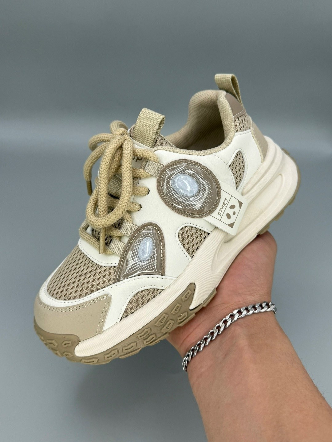 кроссовки женскиe,,кроссовки для женщин,кроссовки,бежевые кроссовки