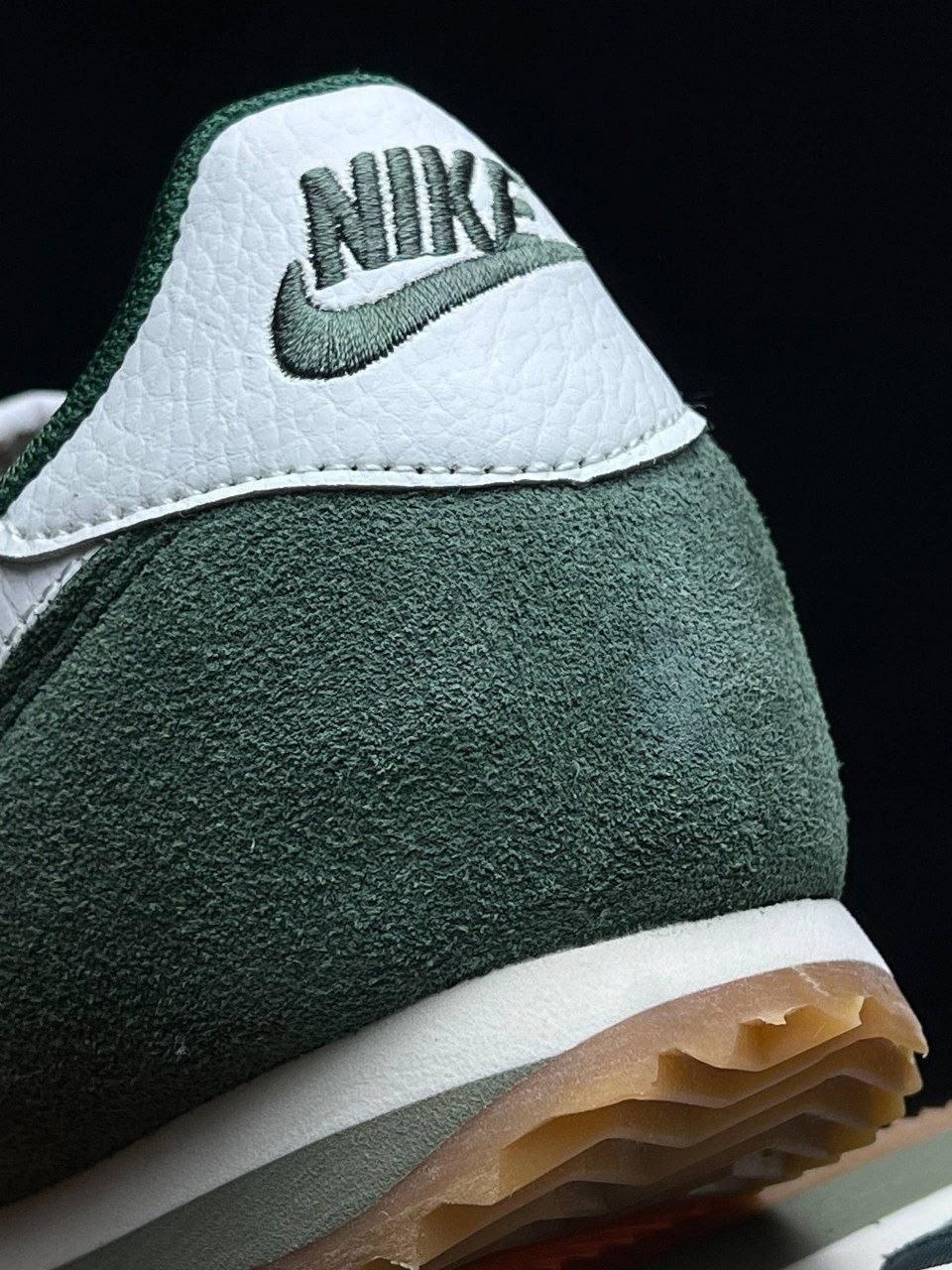 nike cortez classic,nike cortez green,кроссовки nike cortez,кроссовки мужские nike cortez,кроссовки