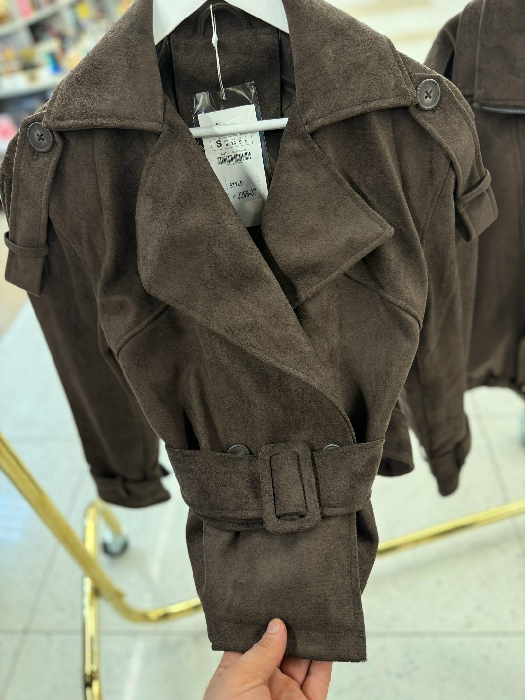 классическая коричневая замшевая женская куртка с поясом,куртка косуха замшевая коричневая с поясом tadari,замшевая куртка,куртка замшевая женская,замшевый тренч