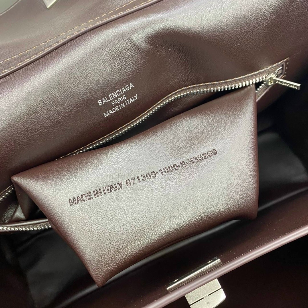 сумка balenciaga натуральная кожа 35-24 см,сумка balenciaga,сумка balenciaga женская,сумка баленсиага,сумка balenciaga rodeo