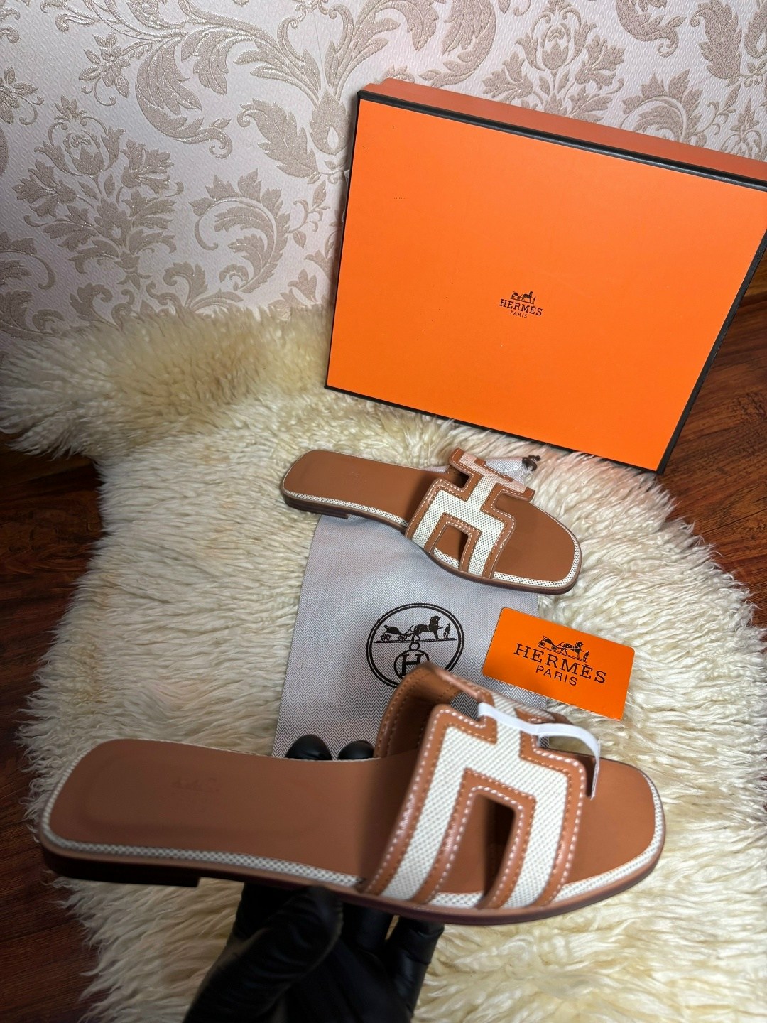 шлепки хермес оран оригинал,шлепанцы hermes,тапочки hermes,шлепанцы эрмес,шлепки хермес оран