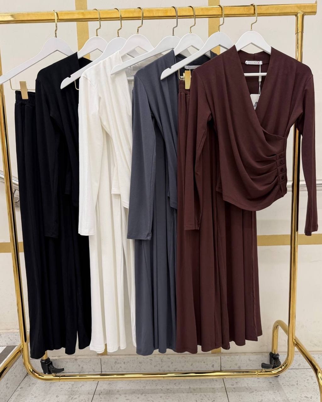 костюм белый,костюм двойка женский,женский костюм белый,костюм тройка женский,костюм из мягкой вискозы с лонгсливом и свободными