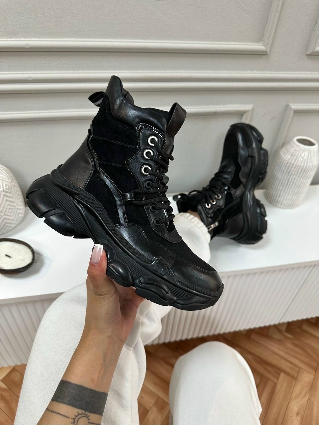 ,ботинки женские,кроссовки женскиe, женская,черные кроссовки