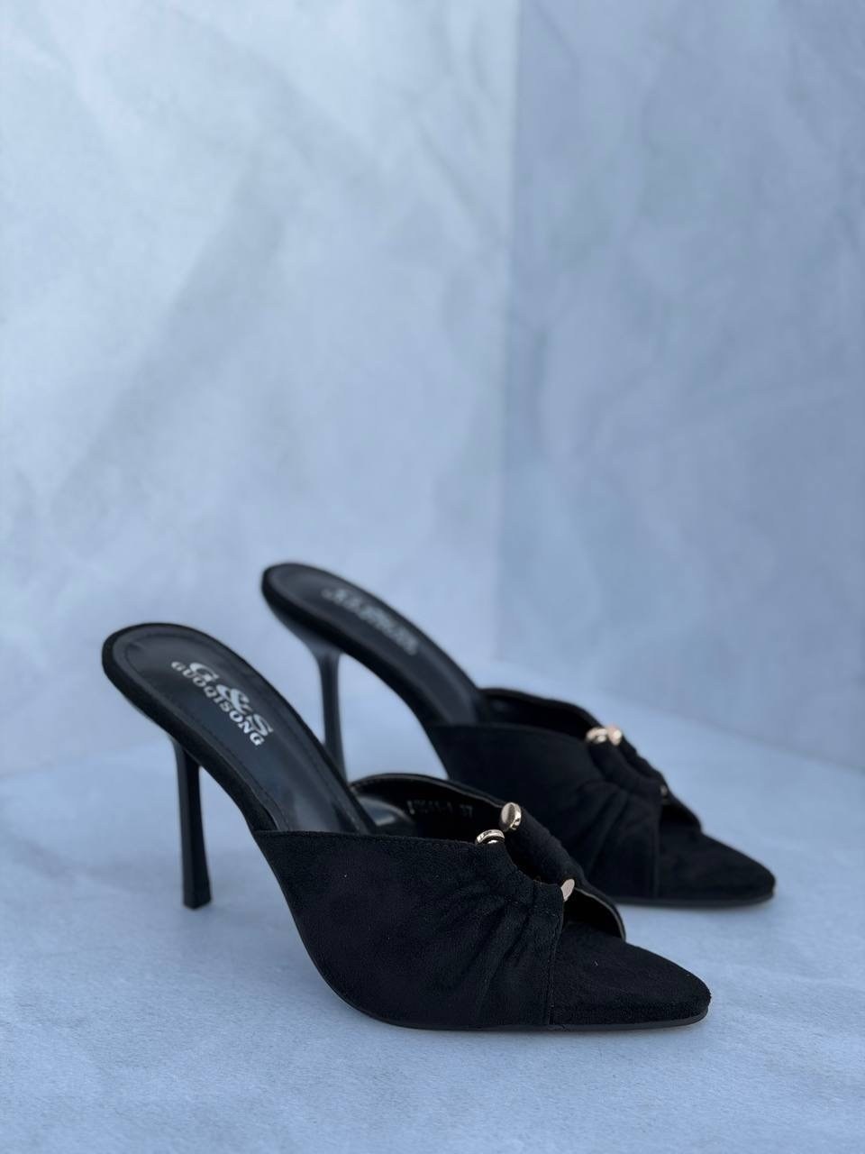 ,женская ,шлепанцы женские,сабо и мюли,замшевые туфли мюли зара