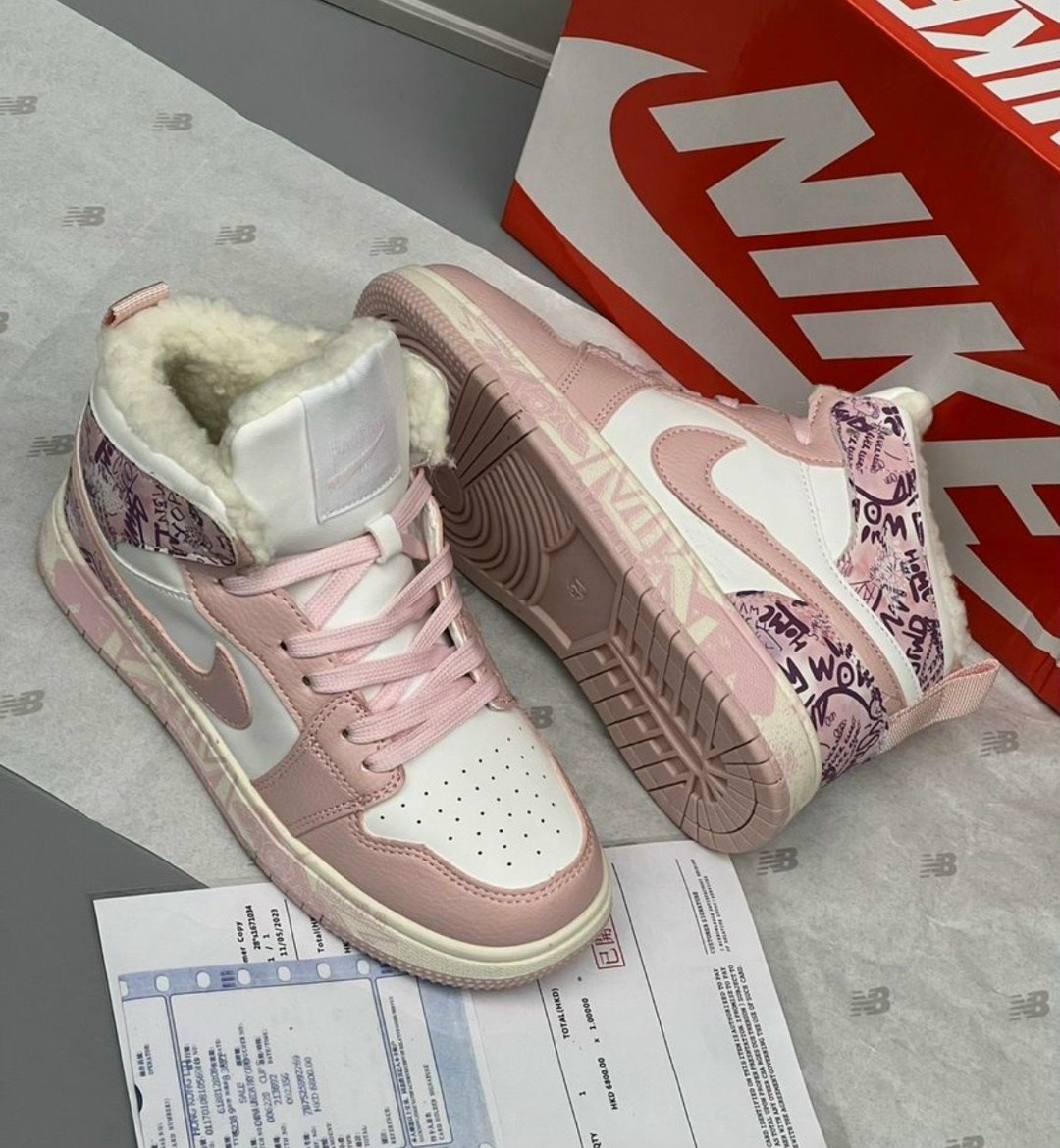 кроссовки,кроссовки утепленные,женские кроссовки nike air jordan 1,детская ,женские кроссовки nike