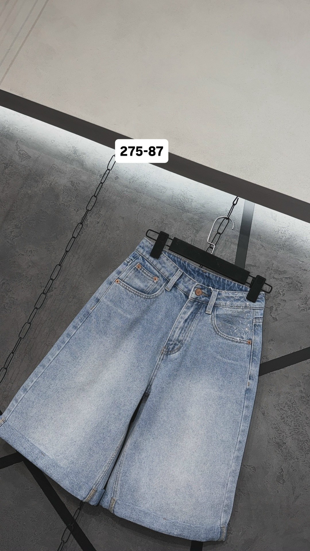 джинсы стильные,джинсы chanel,джинсы женские,джинсы модные,джинсы со стразами