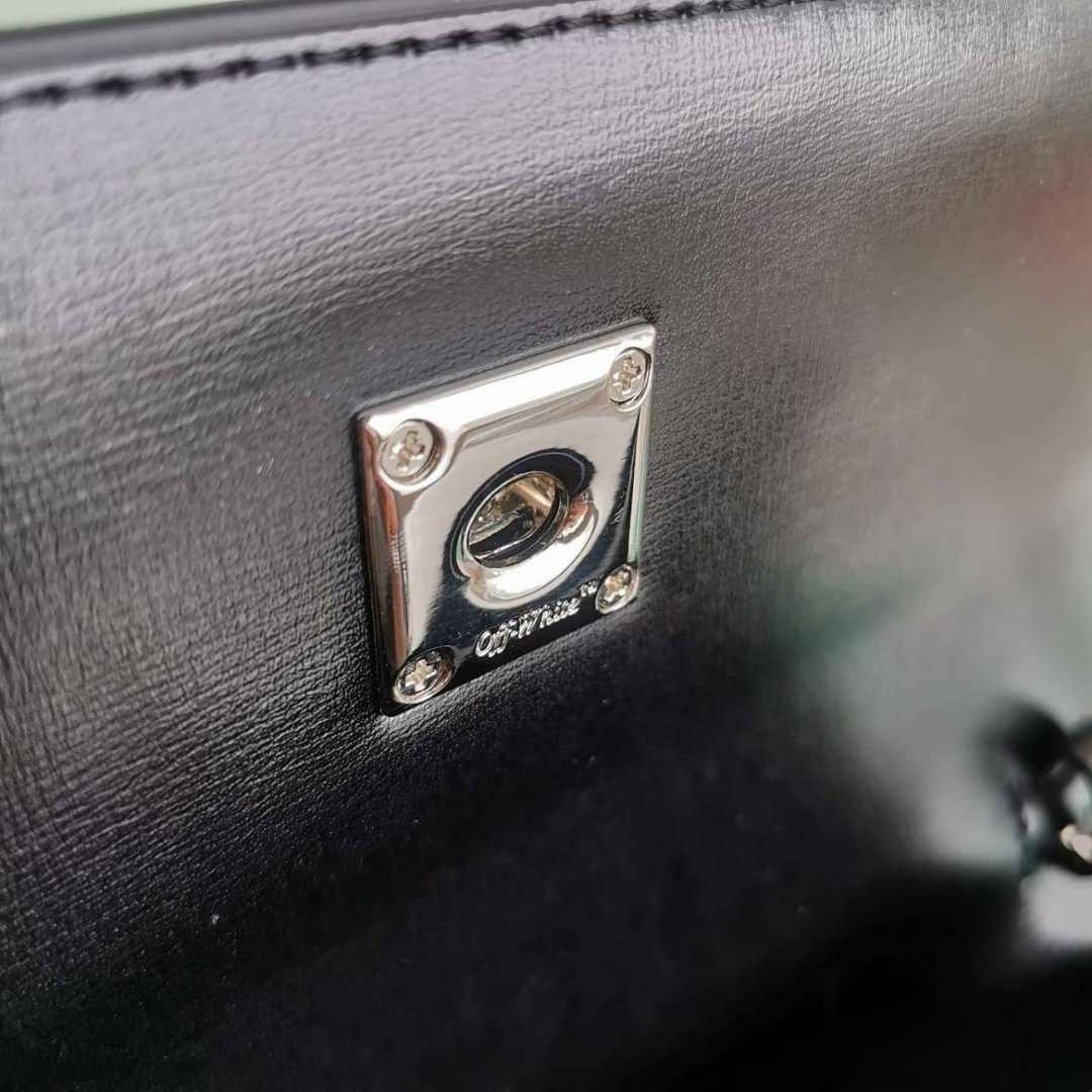 сумка off white,сумка off white cash inside,сумка офф вайт cash inside,женская сумка off-white черная,сумка женская off white